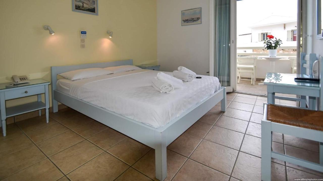Hotel Ivi Driósz Kültér fotó